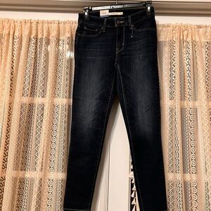 Levi's Women's Dark Indigo Skinny Jeans